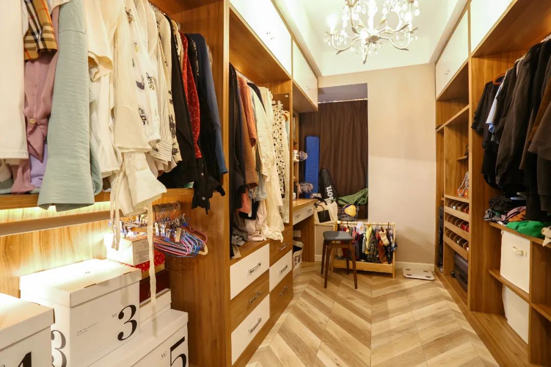 兩人一汪自由度假宅，75㎡有收納無底洞，小戶型的卷王！