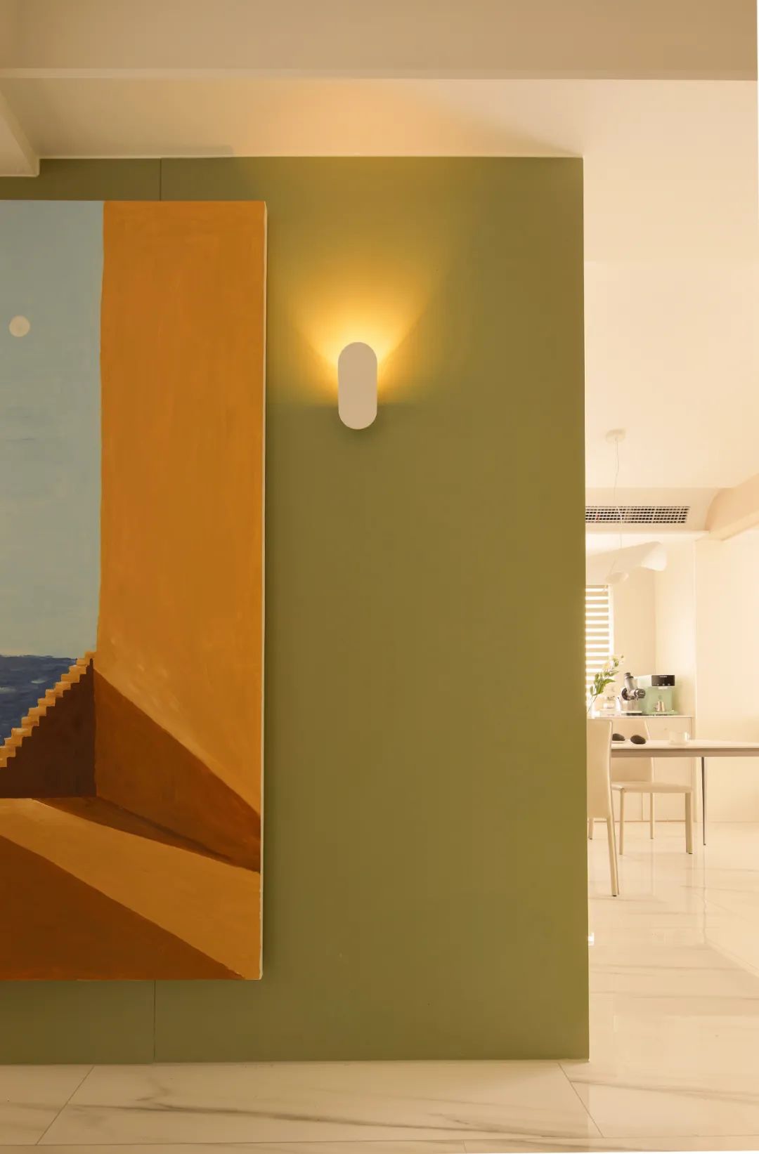 復(fù)式房必看丨樓梯下做玄關(guān)柜+次臥改成閱讀角，豪宅范