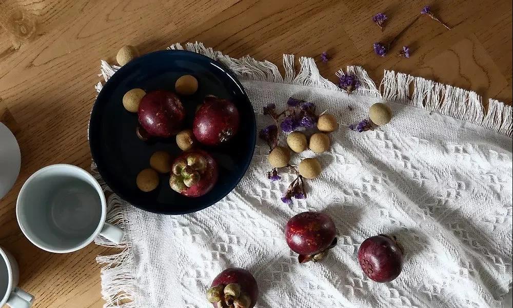 “躺平”宅長(zhǎng)啥樣，來(lái)看看這套90后小夫妻都市婚房