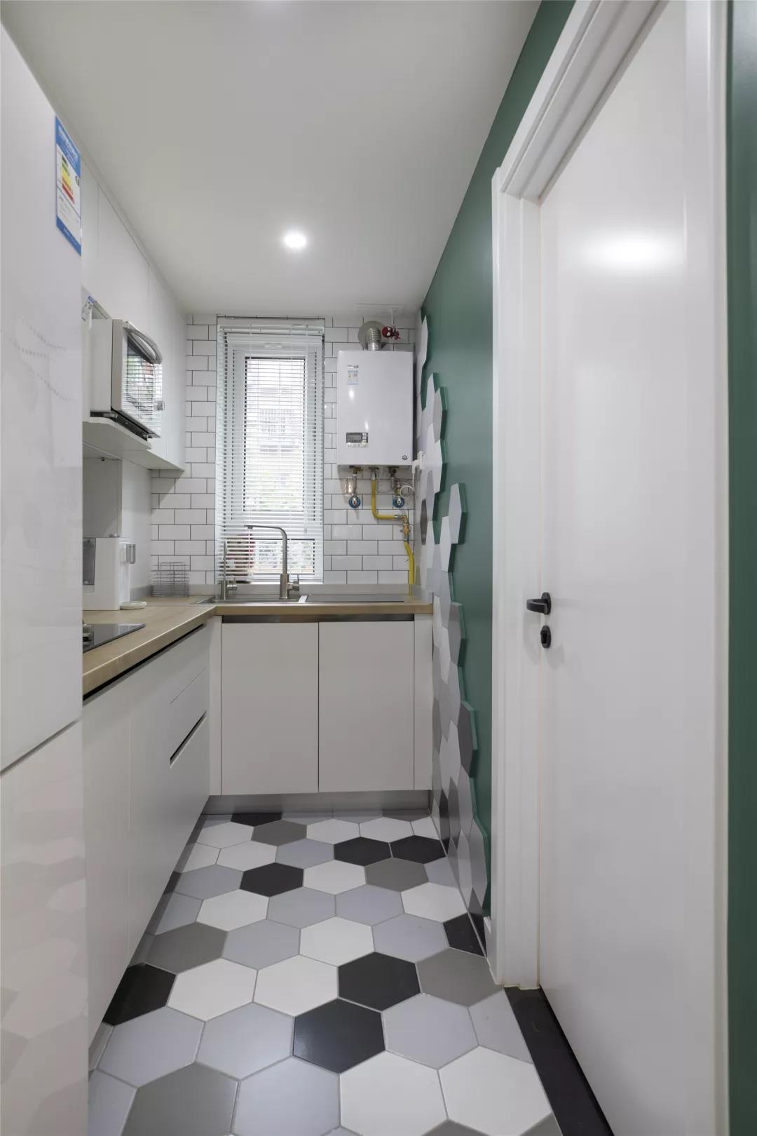 82㎡兩居利用率100%，為毛孩打造游樂場，自己的空間一點不少	