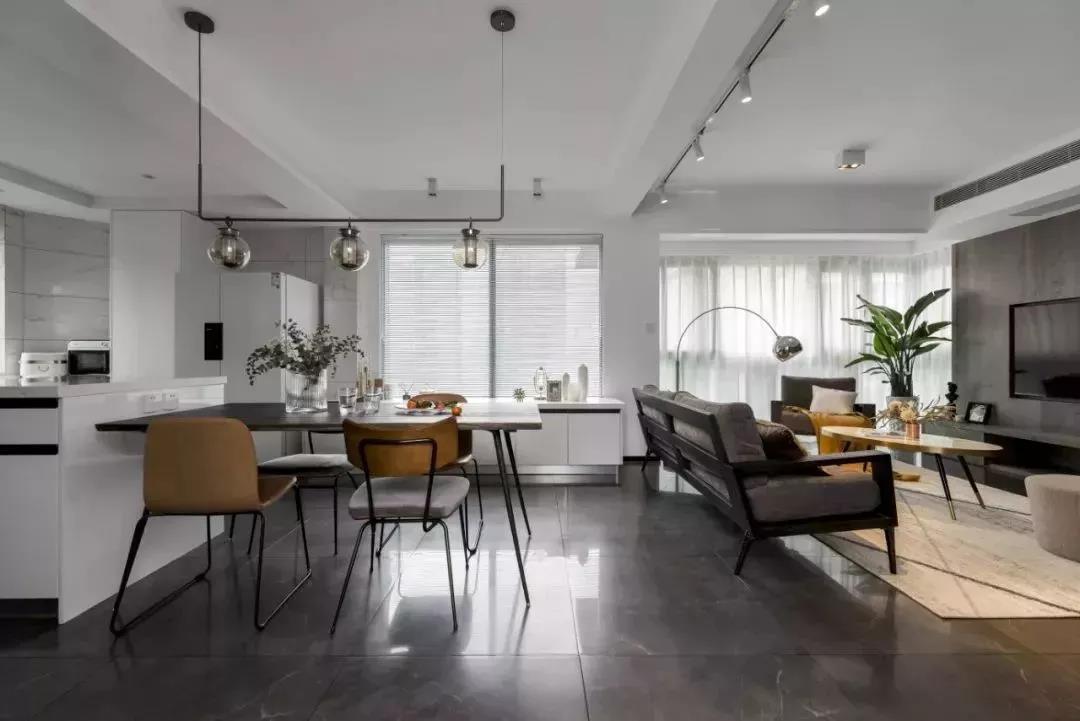 130㎡老房變身外國(guó)公寓，德式設(shè)計(jì)+絕美透視，這誰扛得住？	